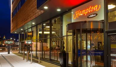 Hotel exterior Hampton by hilton
