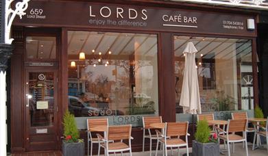 Lords Cafe Bar